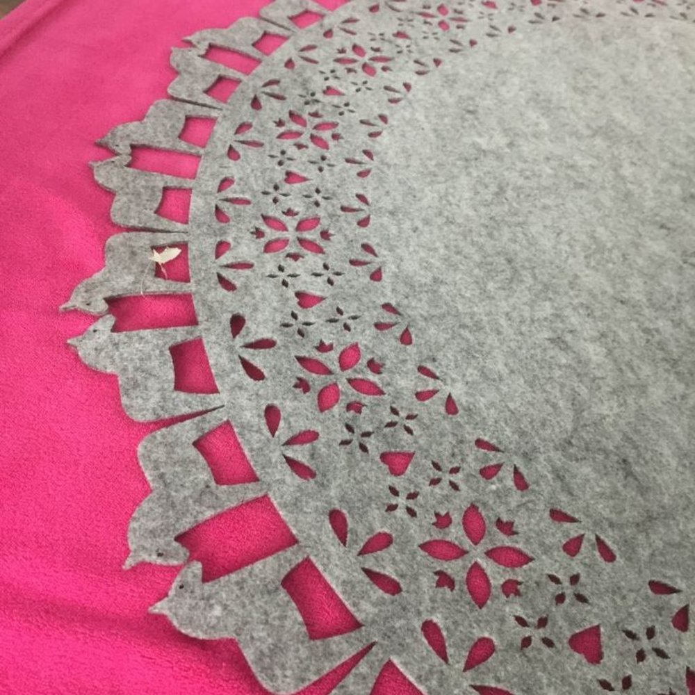 Ethnic looking felt rug for kids room - 39"